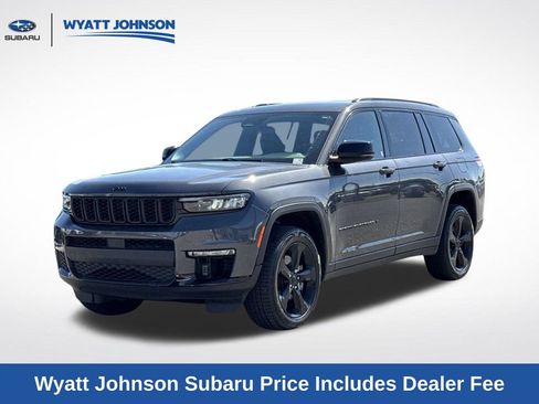Used 2025 Jeep Grand Cherokee L Limited w/ Black Appearance Package AWD/4WD image 1