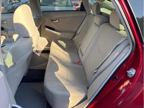 Used 2015 Toyota Prius Two image 28