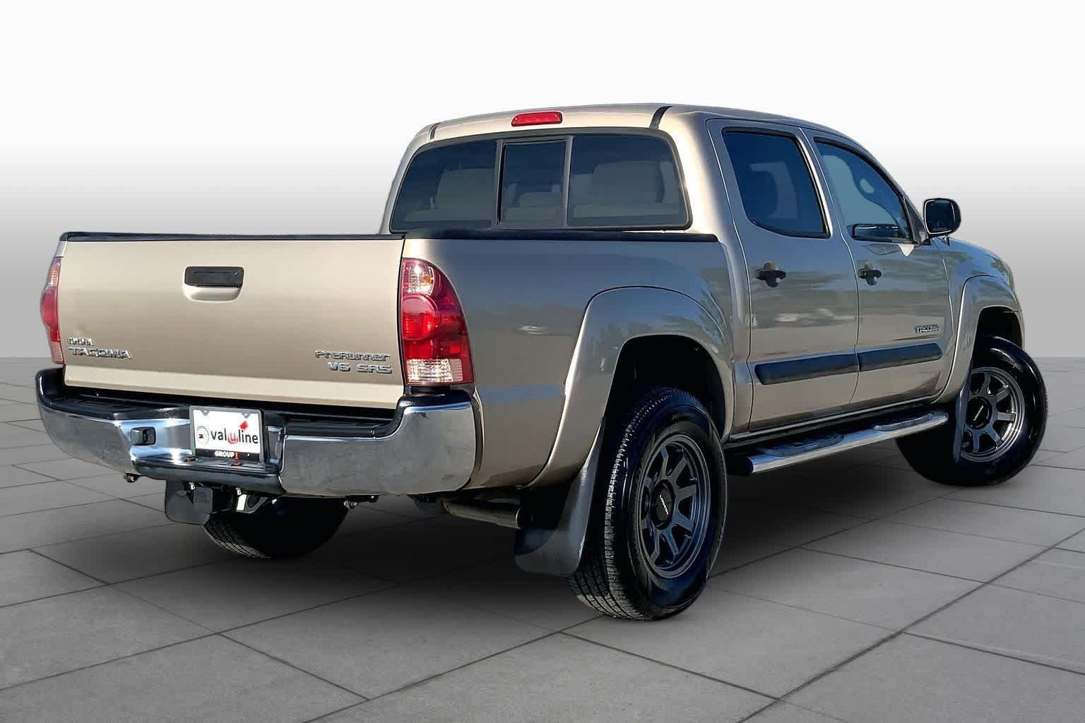 Used 2006 Toyota Tacoma PreRunner w/ SR5 Pkg #2 RWD image 12