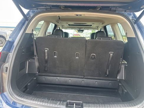 Used 2025 Kia Telluride S FWD image 22