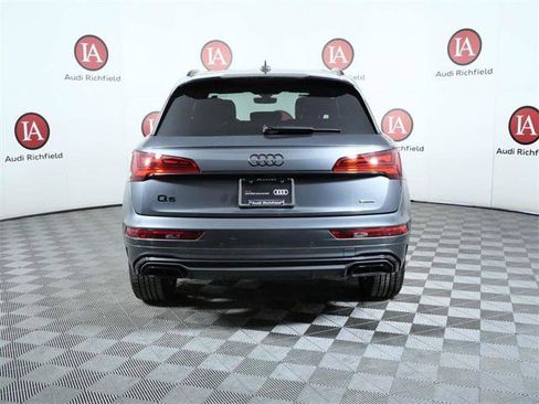 Certified 2024 Audi Q5 2.0T Premium image 7