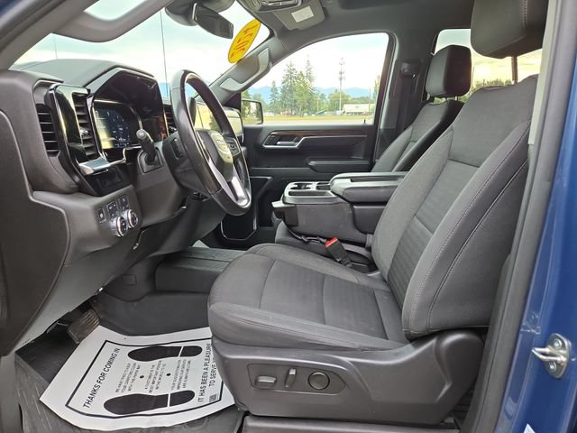Used 2024 GMC Sierra 1500 SLE w/ X31 Off-Road Package AWD/4WD image 2