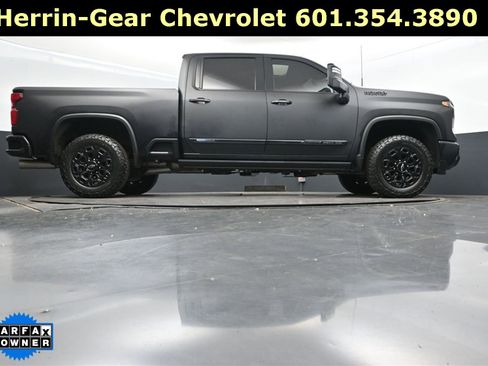 Used 2024 Chevrolet Silverado 2500 High Country w/ High Country Premium Package image 42