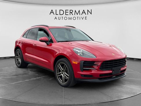 Used 2019 Porsche Macan AWD/4WD image 7