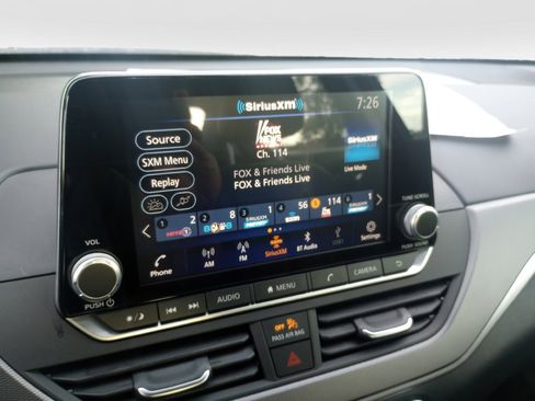 New 2025 Nissan Altima 2.5 SR image 16