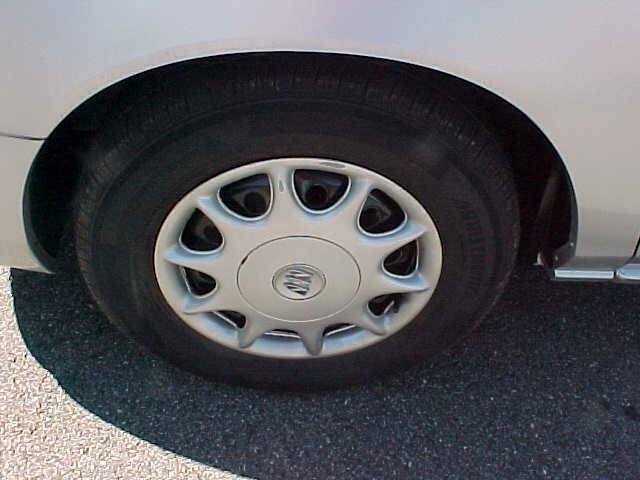Used 2003 Buick Century Custom w/ Preferred Equipment Group 1SB FWD image 33