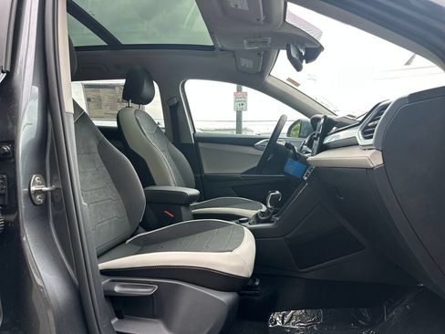New 2026 Volkswagen Taos SE AWD/4WD image 20