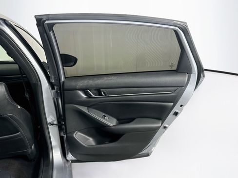Used 2022 Honda Accord Sport image 27