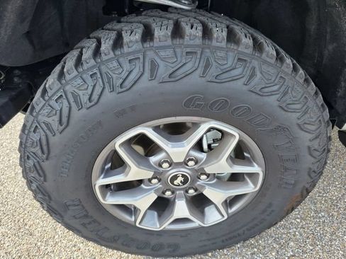 Certified 2025 Ford Bronco Badlands AWD/4WD image 11