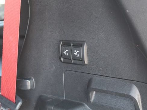 Used 2025 Toyota Sequoia TRD Pro AWD/4WD image 9