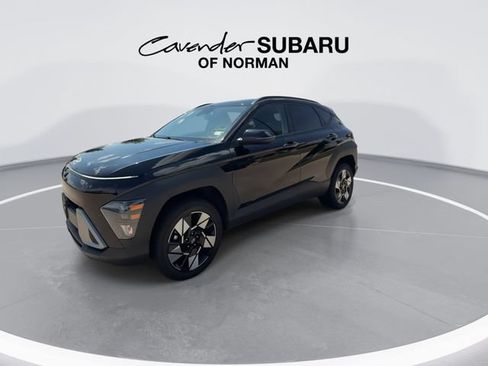 Used 2025 Hyundai Kona SEL AWD/4WD image 4