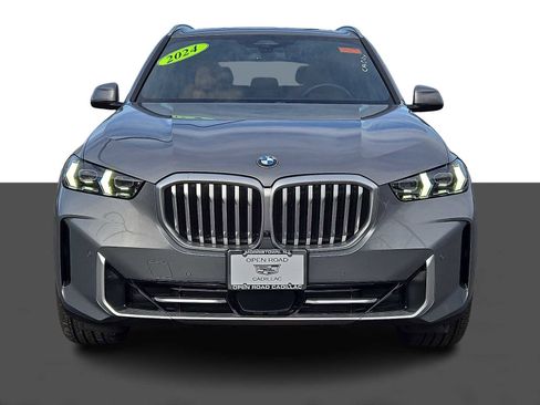Used 2024 BMW X5 xDrive40i w/ Premium Package image 2