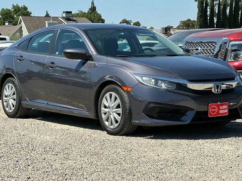 Used 2018 Honda Civic LX image 10