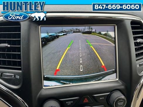 Used 2017 Jeep Grand Cherokee Limited AWD/4WD image 22