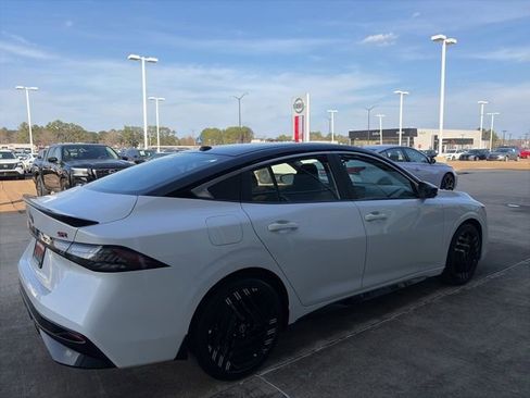 New 2026 Nissan Sentra SR image 4