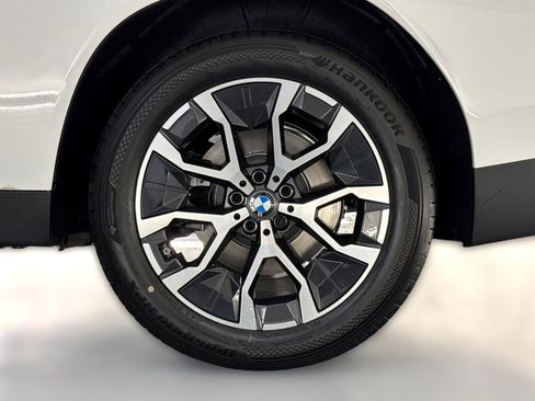 Used 2026 BMW X3 xDrive30i w/ Convenience Package AWD/4WD image 11