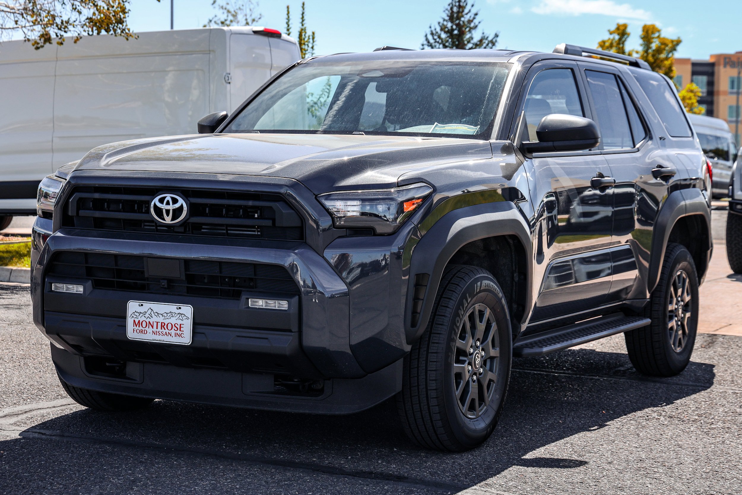 Used 2025 Toyota 4Runner SR5 AWD/4WD image 1