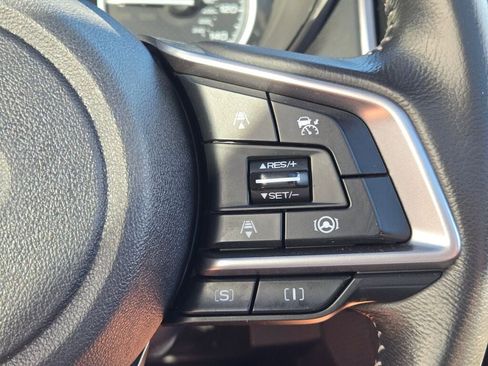 Used 2023 Subaru Forester Premium image 31