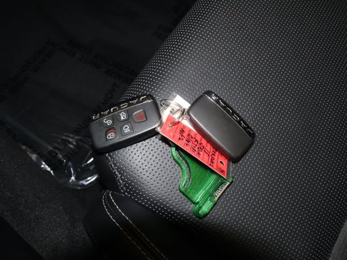 Used 2018 Jaguar F-TYPE 400 Sport AWD/4WD image 36