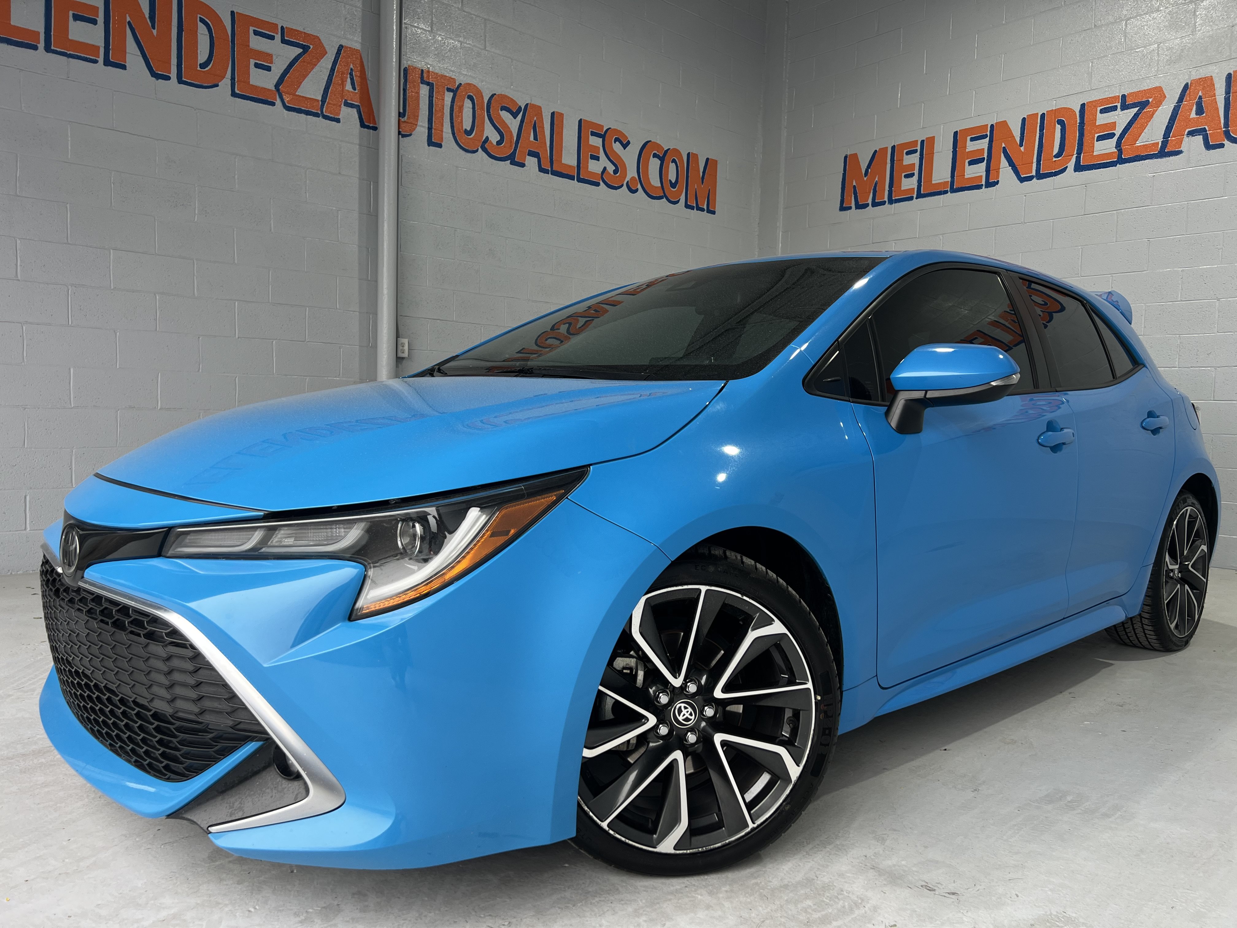Used 2019 Toyota Corolla XSE FWD image 1