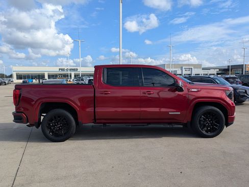 Used 2022 GMC Sierra 1500 Elevation w/ Elevation Premium Package image 2