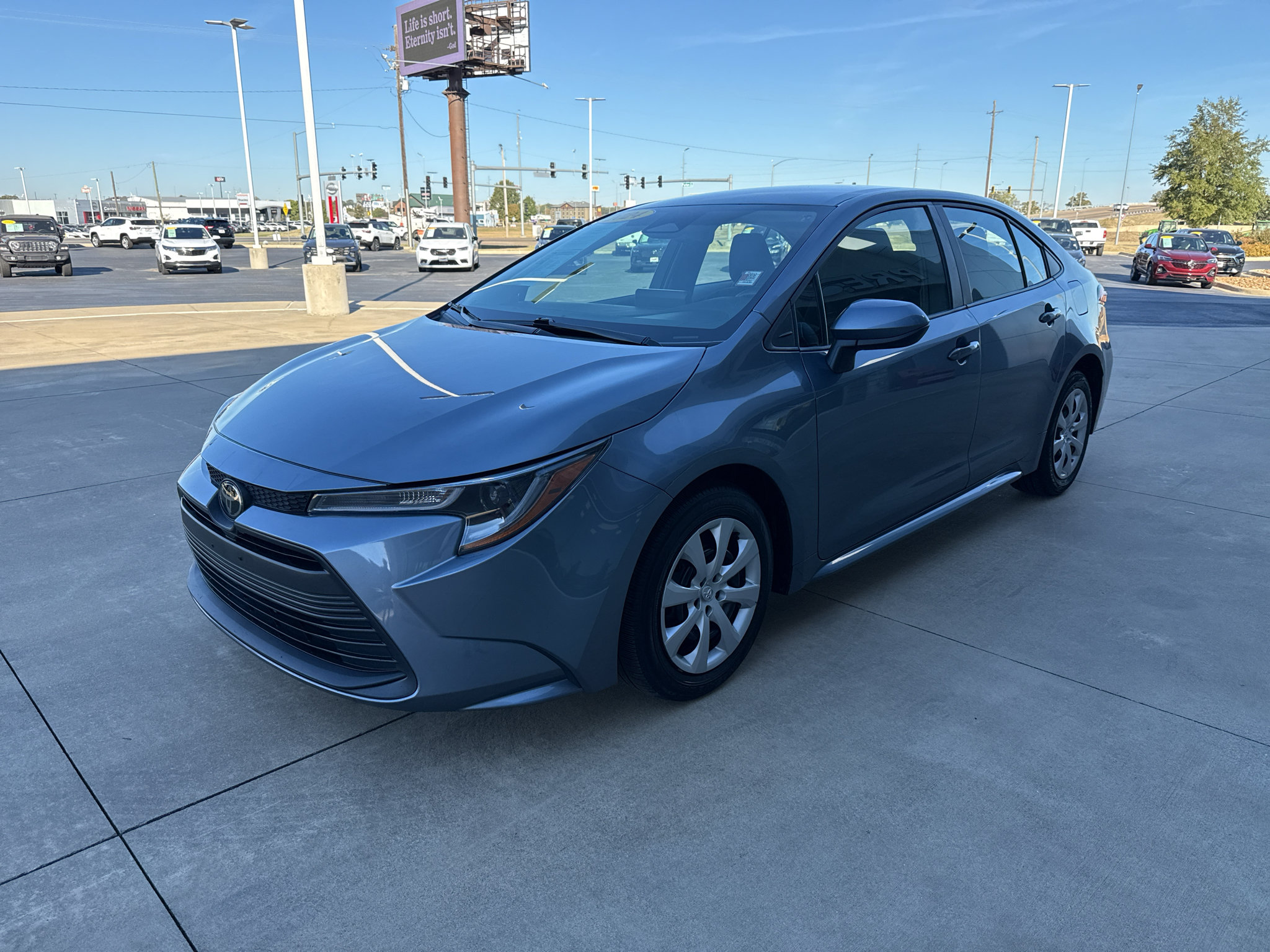 Used 2024 Toyota Corolla LE FWD image 3