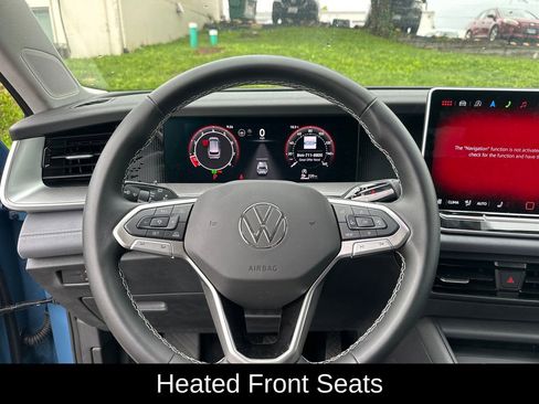 Used 2025 Volkswagen Tiguan SE FWD image 15