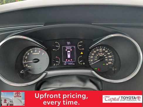Used 2019 Toyota Sequoia SR5 AWD/4WD image 19