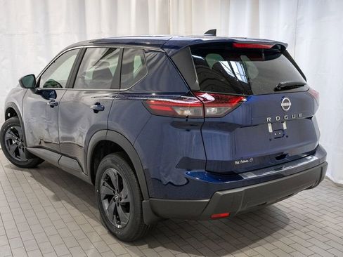 New 2026 Nissan Rogue SV image 4