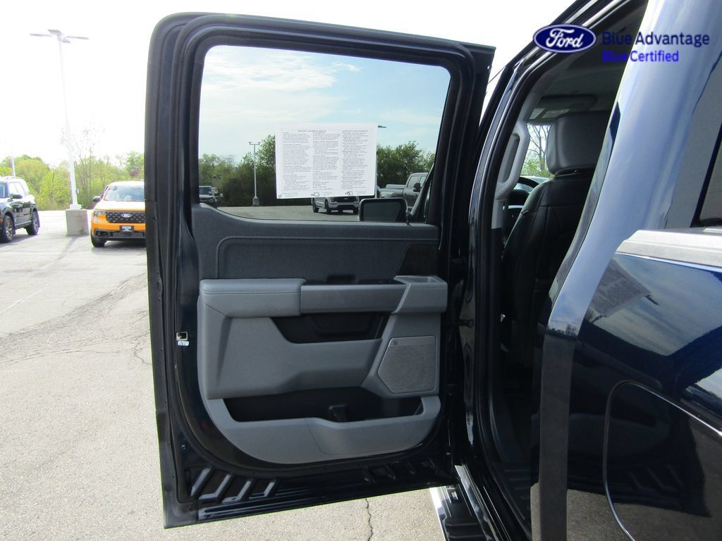 Used 2022 Ford F150 Lariat w/ Equipment Group 502A High AWD/4WD image 43