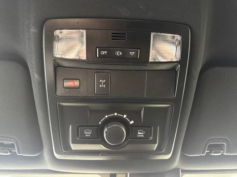 Used 2023 Toyota Tacoma TRD Off-Road w/ Technology Package AWD/4WD image 13