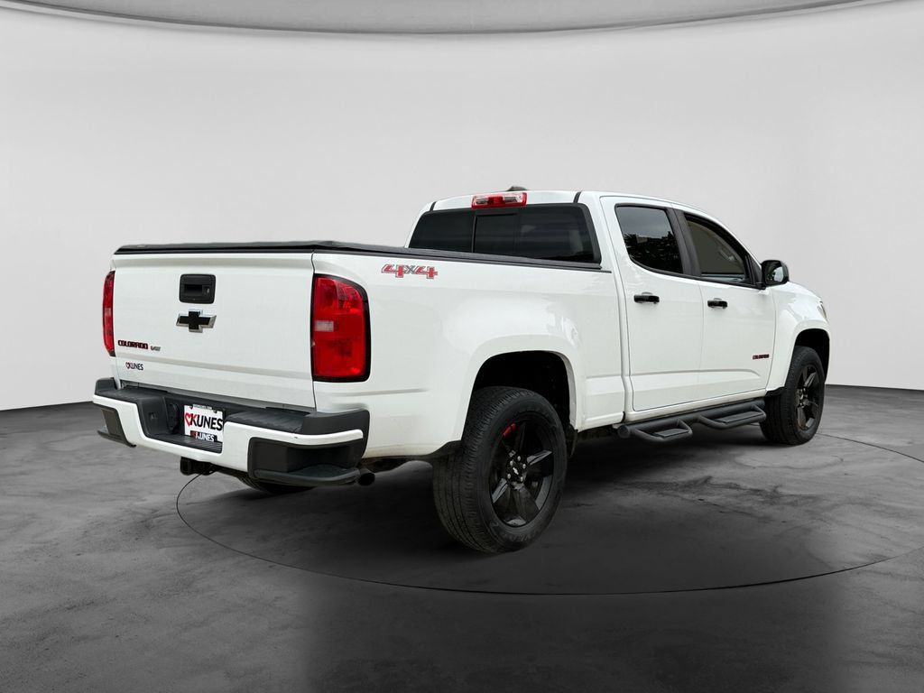 Used 2019 Chevrolet Colorado LT w/ Redline Special Edition AWD/4WD image 9