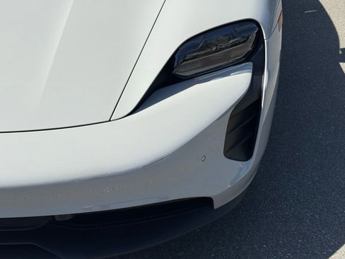 Certified 2022 Porsche Taycan GTS AWD/4WD image 11