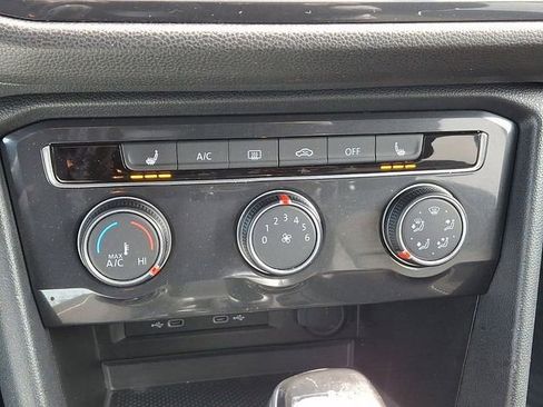 Used 2022 Volkswagen Tiguan S image 15