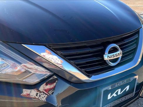 Used 2017 Nissan Altima 2.5 SR image 32