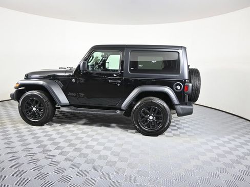 Used 2023 Jeep Wrangler Sport S image 3