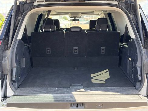 Used 2025 Ford Expedition Max Platinum AWD/4WD image 11