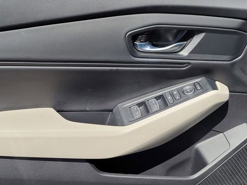 Used 2025 Honda Accord SE image 15