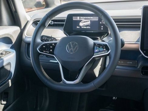 New 2025 Volkswagen ID. Buzz Pro S image 31