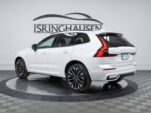 New 2026 Volvo XC60 T8 Ultra w/ Climate Package image 7