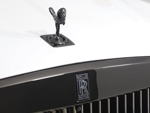 Used 2024 Rolls-Royce Cullinan Black Badge AWD/4WD image 28