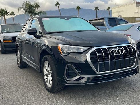 Used 2022 Audi Q3 2.0T Premium image 1