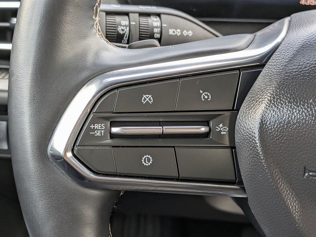 Certified 2025 Chevrolet Traverse LT AWD/4WD image 24