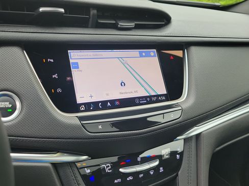 Certified 2025 Cadillac XT5 Premium Luxury w/ Technology Package AWD/4WD image 27
