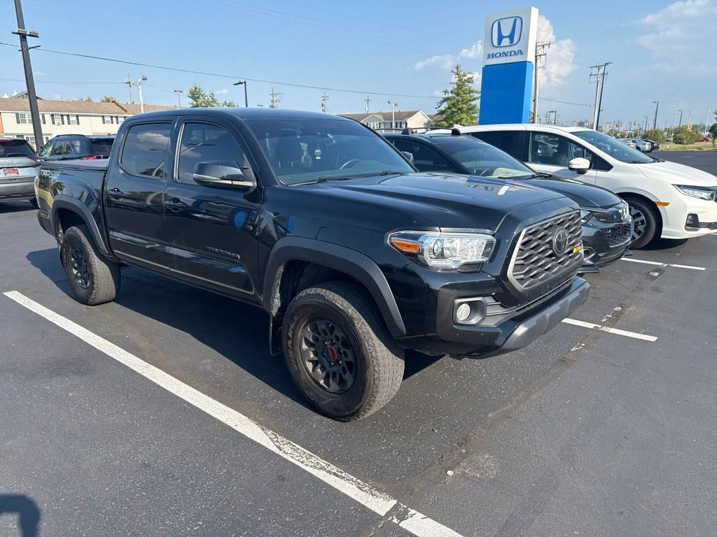 Used 2021 Toyota Tacoma TRD Off-Road AWD/4WD image 16