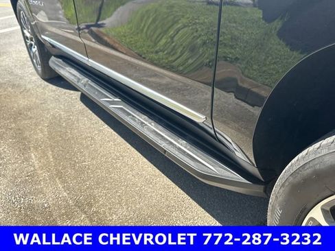 Certified 2025 GMC Yukon XL Denali image 11