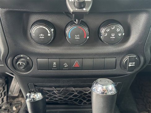 Certified 2018 Jeep Wrangler Unlimited Sport S image 20