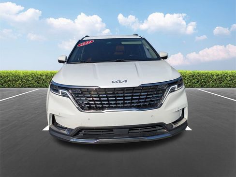 Used 2024 Kia Carnival SX Prestige image 9