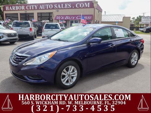 Used 2013 Hyundai Sonata GLS FWD image 1
