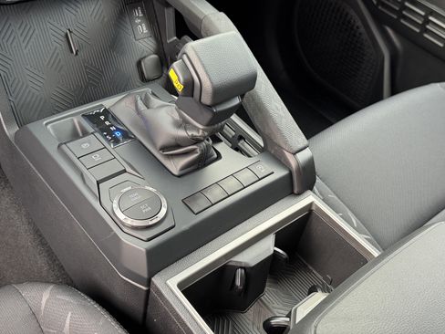 New 2026 Toyota Tacoma SR5 RWD image 19